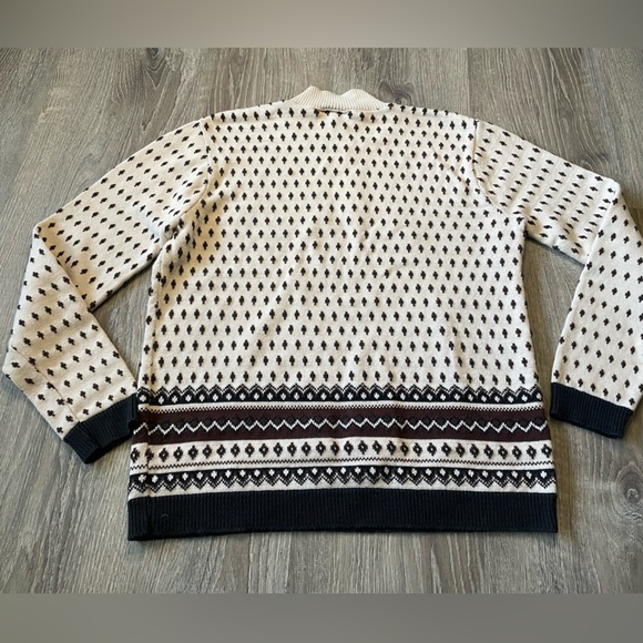 A Sweater Tale Medium Women’s Pullover Mock Neck Sweater - Picture 3 of 5